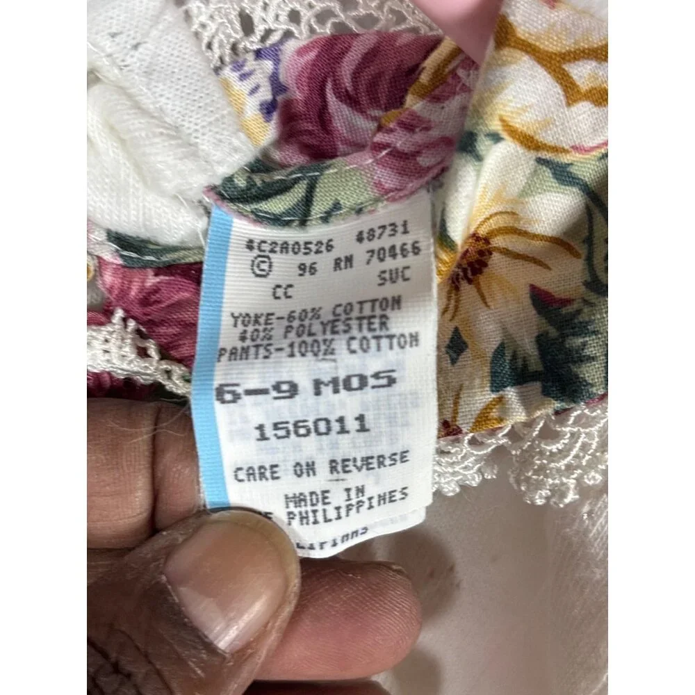 Infant‎ Floral Romper With Lace Collar & Rose Button Details